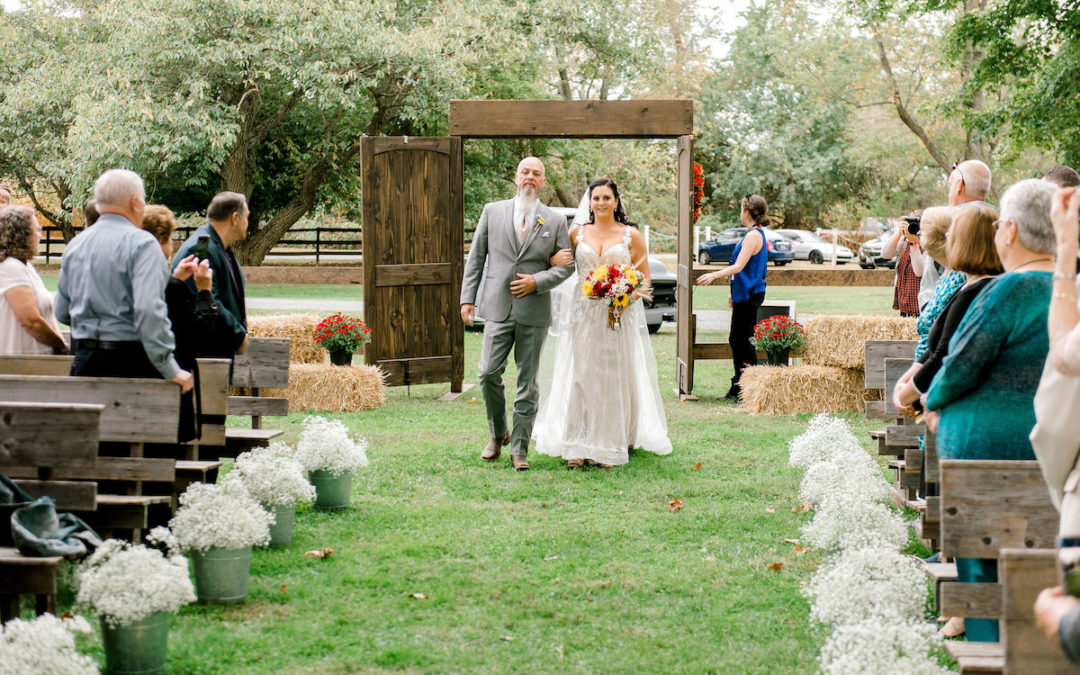 How Worsell Manor’s Wooded Glen Makes for a Magical Outdoor Wedding Near Galena